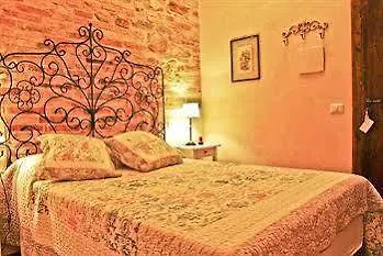 בית כפרי Tenuta Santa Elisabetta *