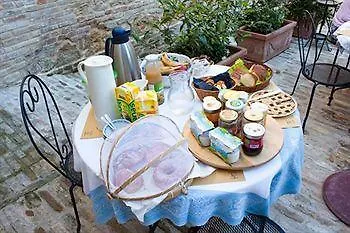 Tenuta Santa Elisabetta *